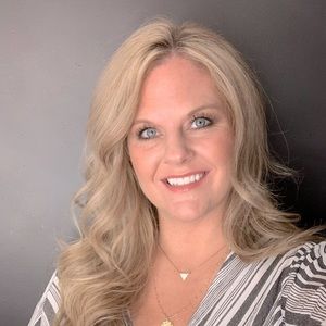 Meet your Posher, Reagan